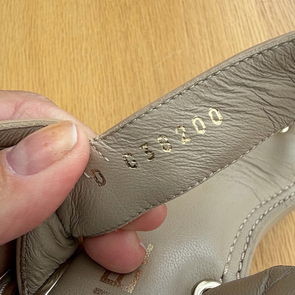 Chanel Patent Leather Thong Sandals – Size 40 - Picture 8 of 13